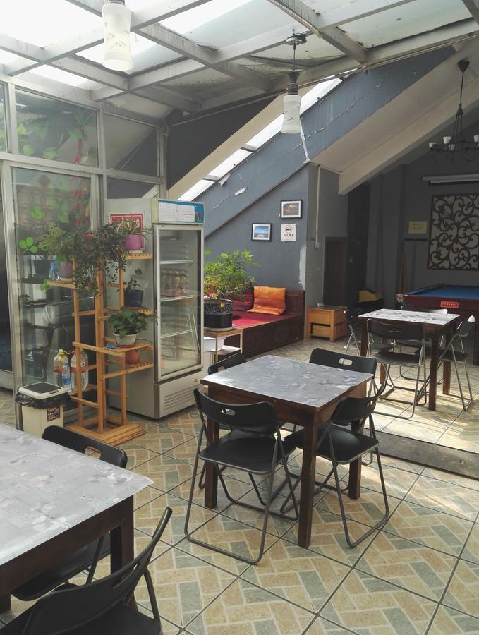 Lete Hostel Синин Экстерьер фото